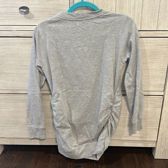 Maternity sweater. - Picture 2 of 3